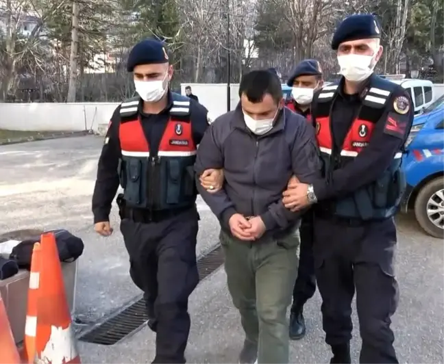 Son dakika haberi... Boşanma aşamasındaki eşinin baba evini silahla basan adam tutuklandı