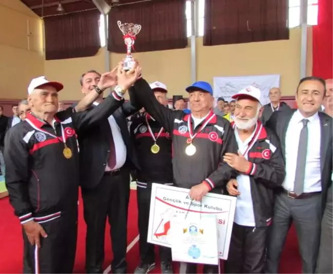 Yetişkin Gençler Bocce Turnuvası'nda Şampiyon Uşak
