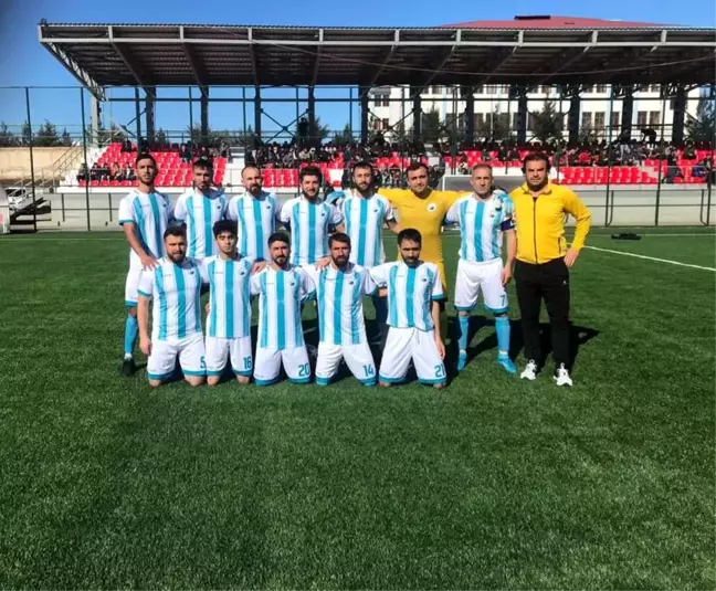 Eğil'de ilçeye kazandırılan çok amaçlı spor tesisinin sevinci yaşanıyor