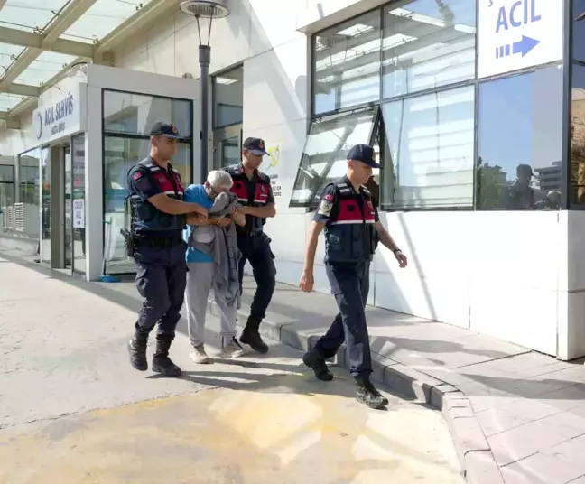 Baba Uyuşturucu Bağımlısı Oğlunu Bıçaklayarak Öldürdü