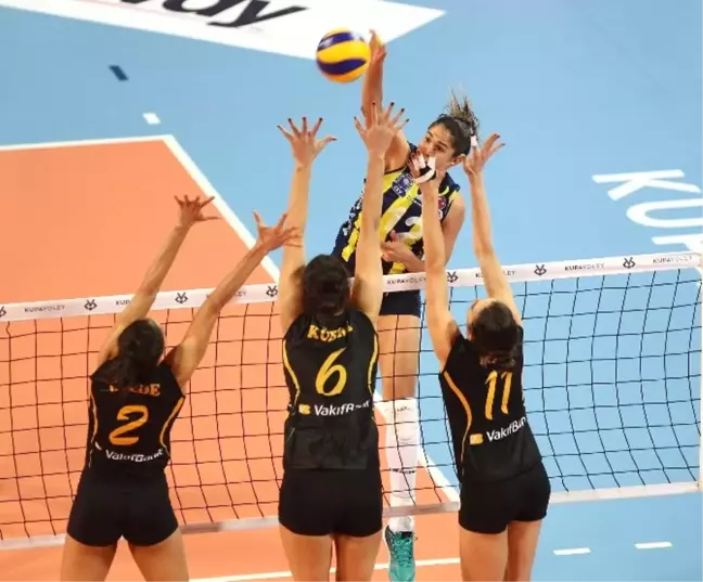Kupa Voley'de Şampiyon Fenerbahçe