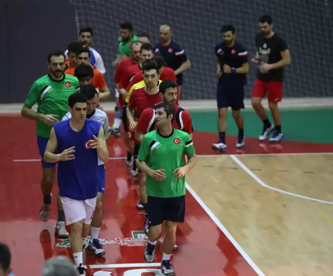 Karşıyaka 'Milli Takımı' Ağırlıyor