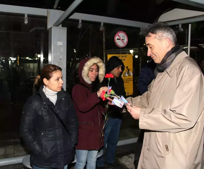 Milletin Adayı Şıktaşlı'dan Sevgililer Günü Jesti