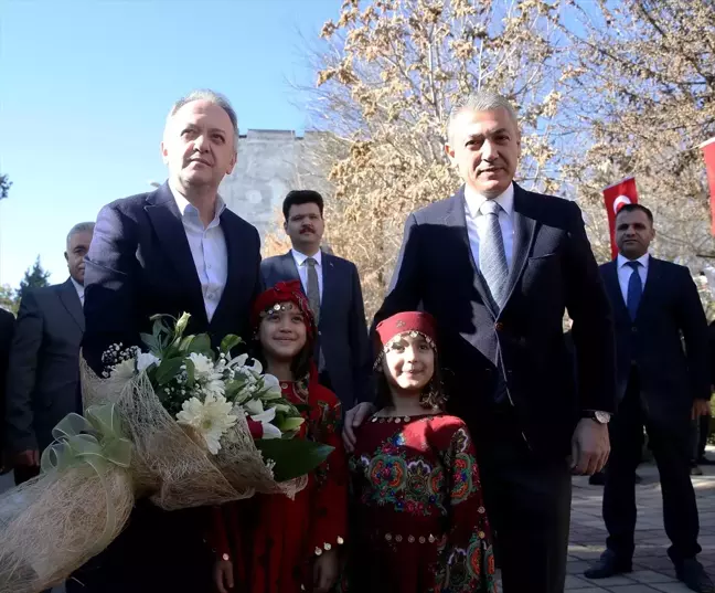 Kültür ve Turizm Bakan Yardımcısı Gökhan Yazgı, Mardin'de yeni kütüphane açılışında konuştu