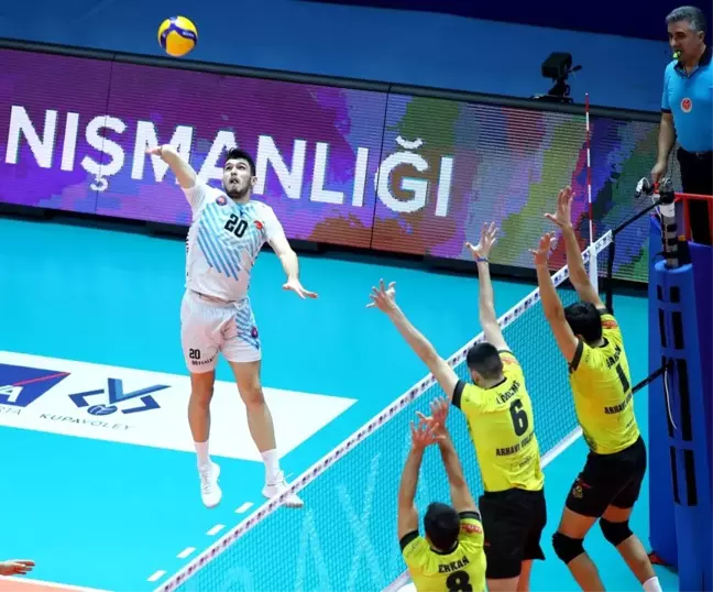 Halkbank final grubunda