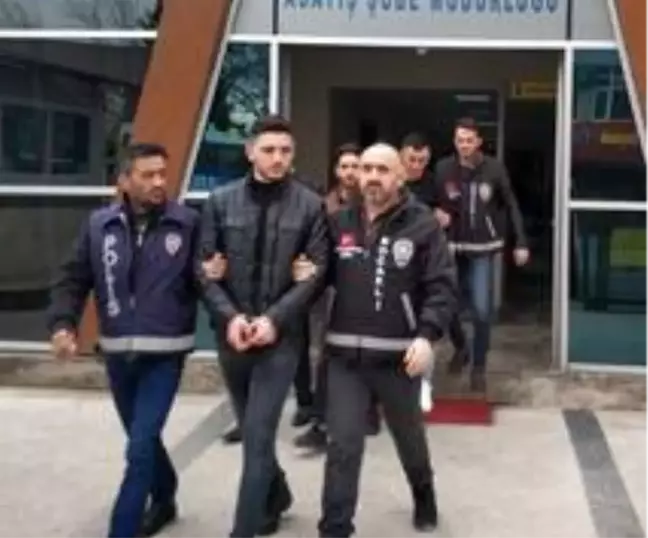 Kocaeli'de hapis cezası ile aranması olan 3 kişi yakalandı