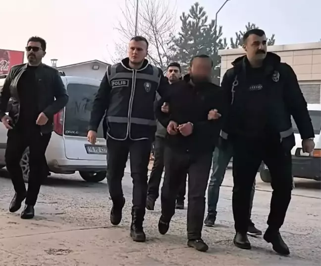 Bursa'da Kundaklama Olayında 24 Saat Direnen Şüpheli Teslim Oldu