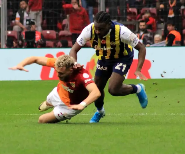 Galatasaray ile Fenerbahçe Arasında Golsüz Beraberlik