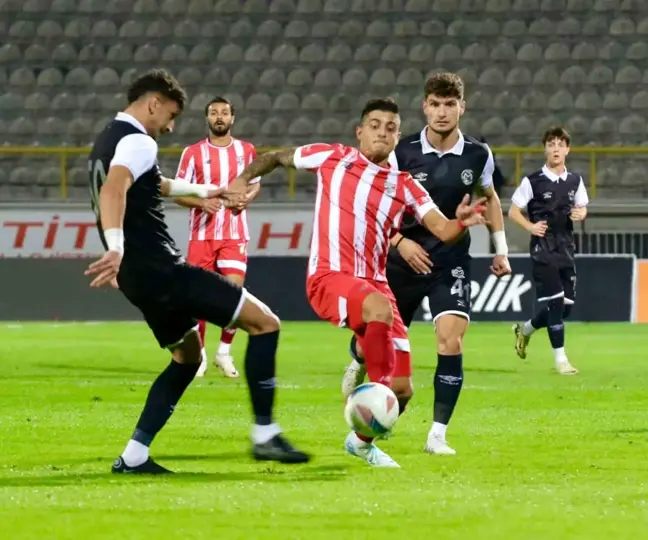 Boluspor, Manisa FK'yı 2-0 Mağlup Etti