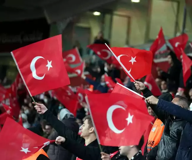 A Milli Futbol Takımı'nda 2 değişiklik