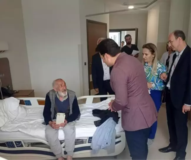 Başakşehir Çam ve Sakura Şehir Hastanesi'nde Babalar Günü