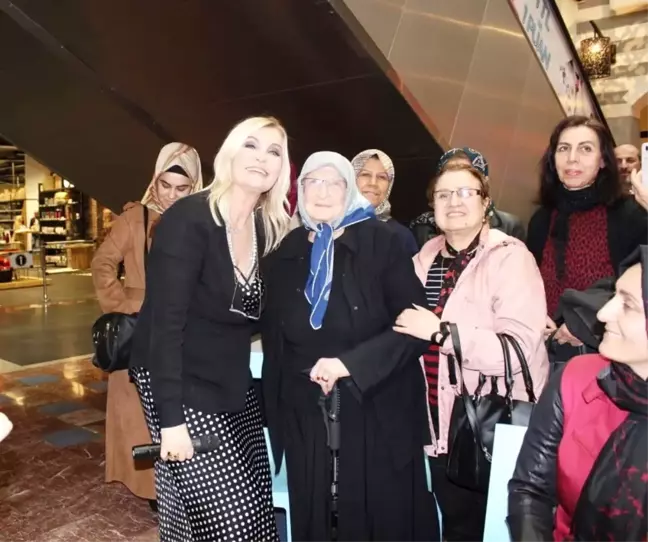Derya Baykal Diyarbakırlı Kadınlarla Buluştu