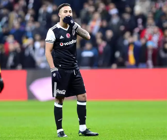 Kerim Frei'dan Gelecek Para Seneye Kaldı!