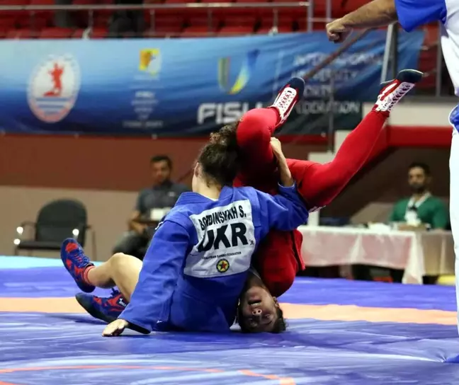 Samsun haberleri! Dünya Üniversiteler Dövüş Sporları Kupası Samsun'da başladı