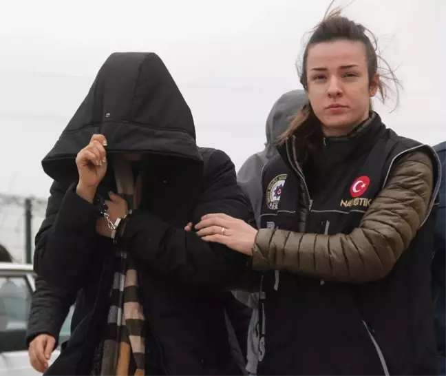 ABD'li Kimyager Kadından Hollywood'un Filmlerini Aratmayan Uyuşturucu Sevkiyatı