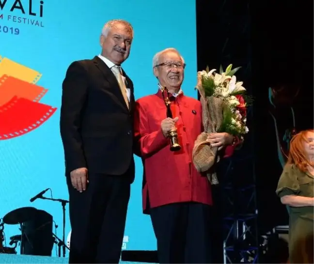 26. uluslararası altın koza film festivali'nde sinemaya emek verenler ödüllendirildi