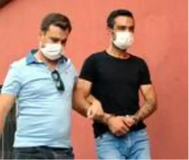 Son dakika haber! 5 aylık hamile eşini bıçaklayan koca, polise teslim oldu