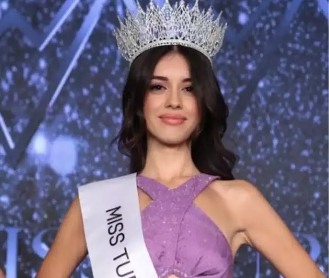 Nursena Say kimdir? Kaç yaşında, nereli, mesleği ne? Miss Turkey 2022 birincisi Nursena Say'ın hayatı ve biyografisi!