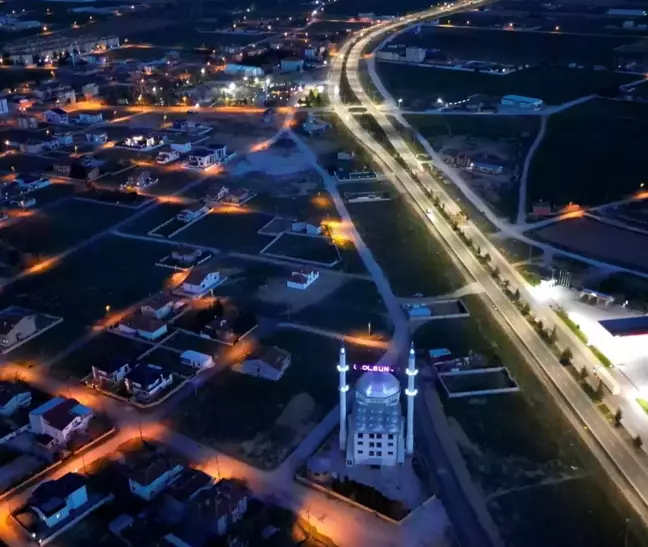 Bolvadin İlçesinin Gece Görüntüleri Dron ile Göz Kamaştırdı