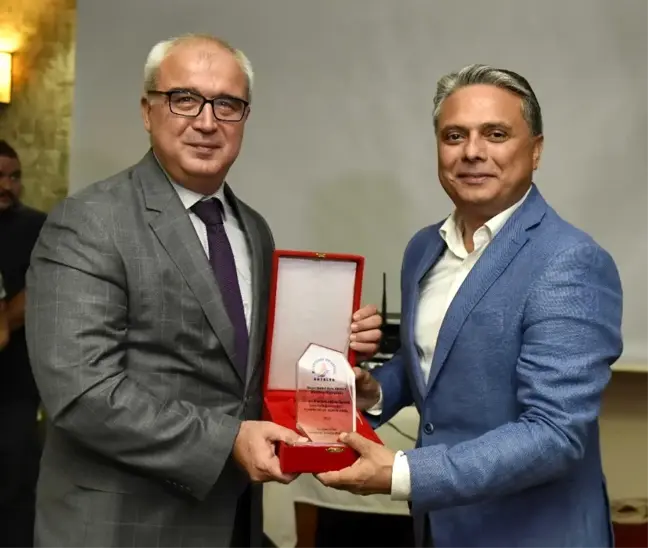 Muratpaşa, Kaymakam Arısoy'a veda etti