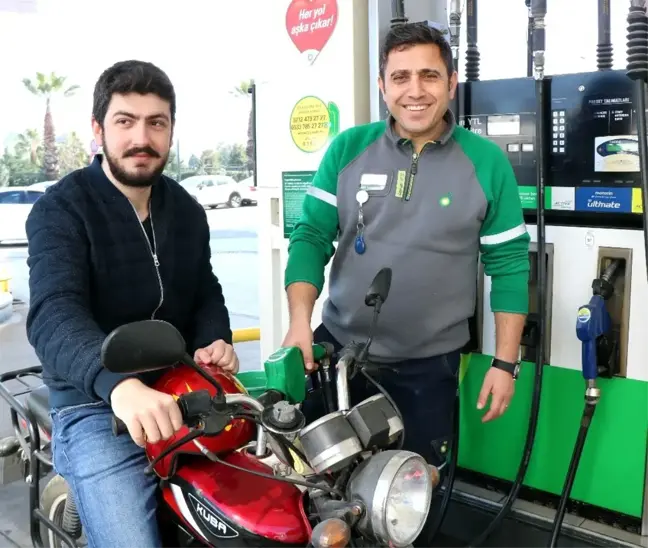 Akaryakıtçılar benzin ve motorinde 1 TL'lik indirim bekliyor