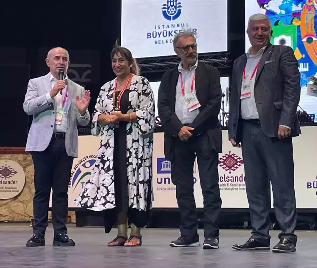 Büyükçekmece Kültür ve Sanat Festivali'nde Melek Baykal ve Tamer Levent'e ödül verildi