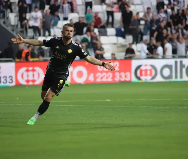 Altay'da Salih Sarıkaya Erzurumspor FK ile anlaştı