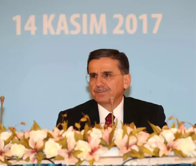 Ankara Valisi Ercan Topaca Keçiören'de Muhtarlarla Buluştu