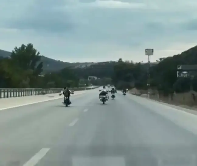 Çanakkale'de Tehlikeli Motosiklet Yolculuğu