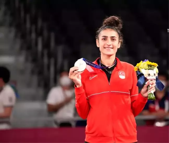 Büyükşehir'li Hatice Kübra tarih yazdı