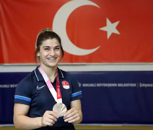 Paralimpik judocu Zeynep Çelik, Tokyo'da bronz madalya kazanmanın