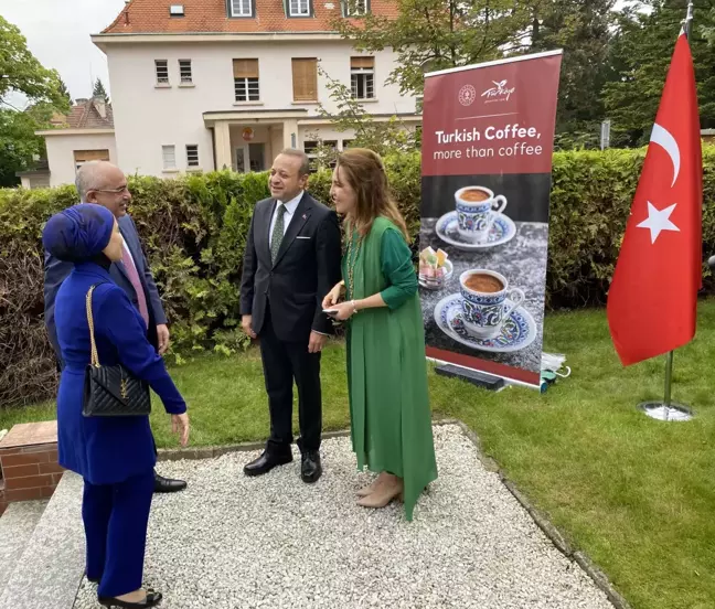 Çekya'da Türk kahvesi kültürünün tanıtıldığı etkinliğe yoğun ilgi gösterildi