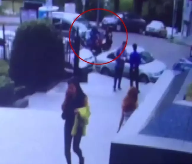 Ünlü Besteci Ozan Musluoğlu Beşiktaş'ta Motosikletiyle Bir Kadına Çarptı