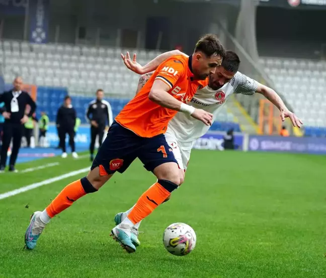 Başakşehir, Ümraniyespor ile 1-1 berabere kaldı