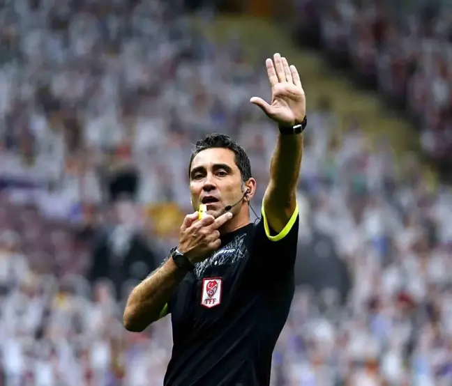 Beşiktaş-Galatasaray derbisinin VAR hakemi belli oldu