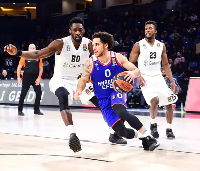 Euroleague'deki Türk Derbisi Anadolu Efes'in