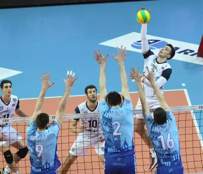 Cev Erkekler Şampiyonlar Ligi: Arkas Spor: 0 - Dinamo Moskova: 3