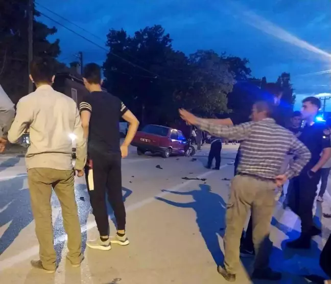 Son dakika haberi: Otomobille çarpışan motosikletin sürücüsü hayatını kaybetti