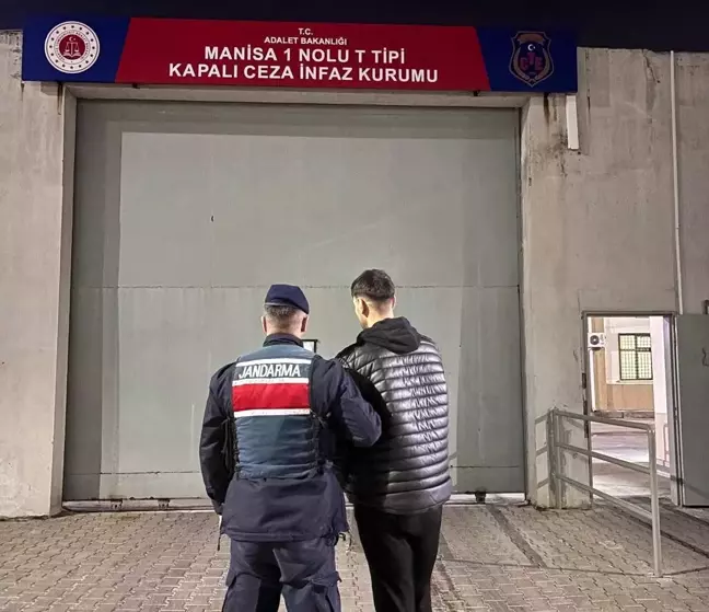 Manisa'da Saklanan Şahıs Kardeşinin Kimliğiyle Yakalandı