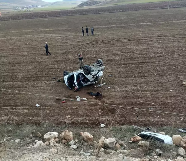 Siirt'te otomobilin şarampole yuvarlandığı kaza: 3 yaralı