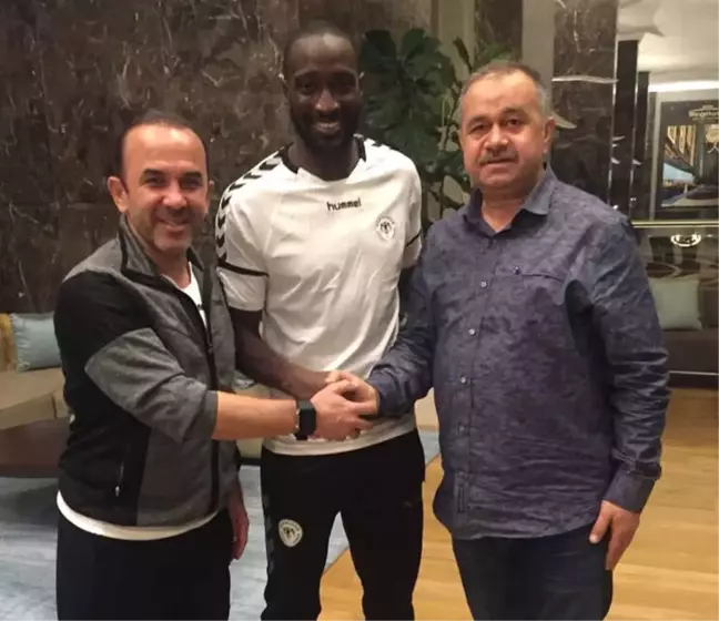 Yatabare Hastaneye Kaldırıldı