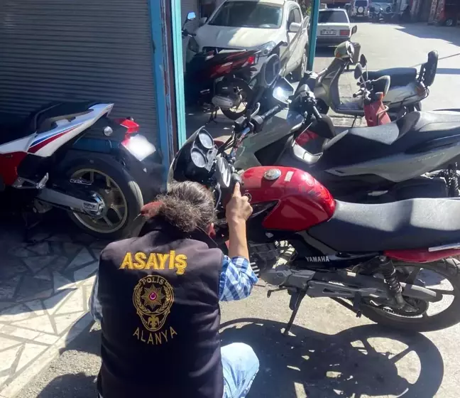 Antalya'da Motosiklet Hırsızlıklarına Yönelik Denetimler Yapıldı