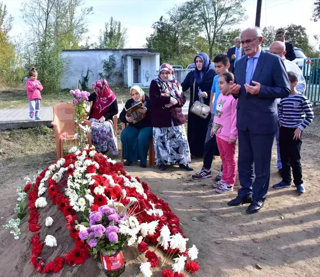 Başkan Yılmaz Şehit Ailesini Ziyaret Etti