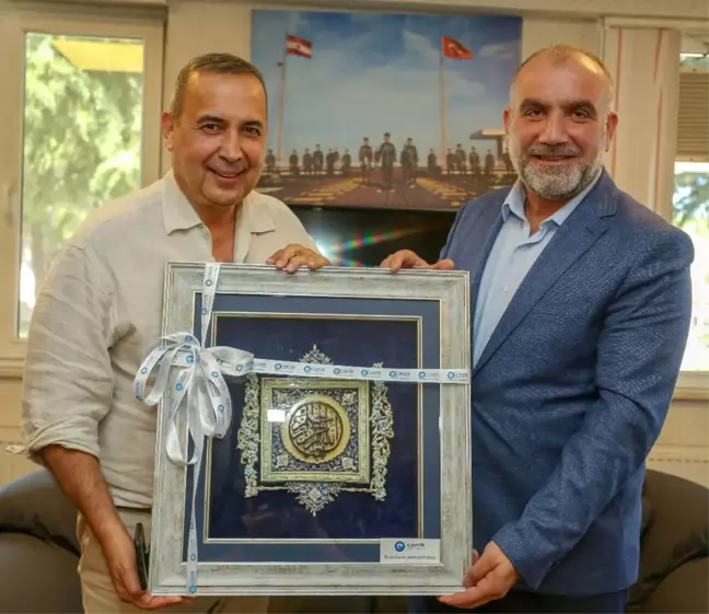 Uyanık'a 'hayırlı olsun' ziyaretleri