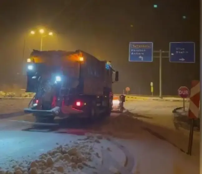 Karabük'te yüksek kesimlerde kar yağışı