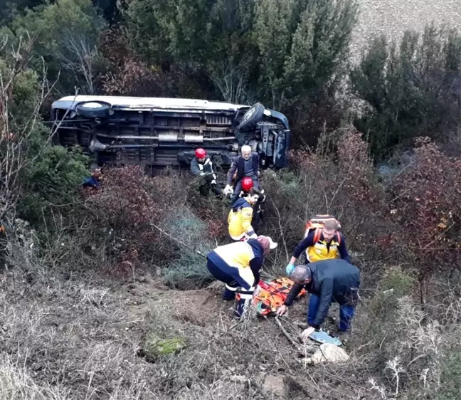 Kontrol çıkan araç şarampole uçtu: 1 yaralı