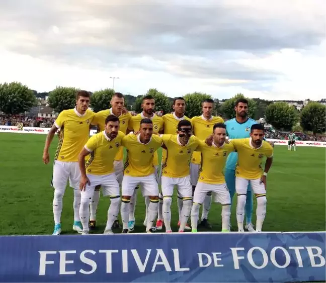 Fenerbahçe, Sporting Lisbon'a 2 - 1 Yenildi