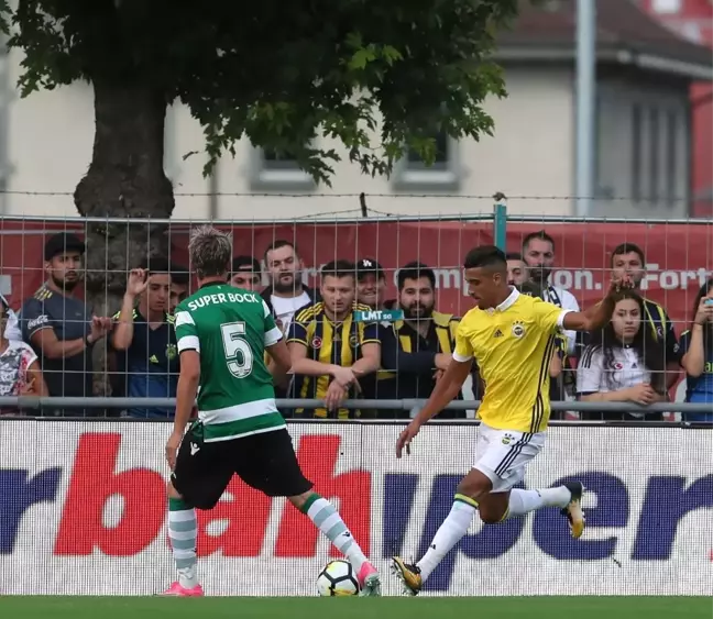 Fenerbahçe, Sporting Lisbon'a 2-1 Kaybetti