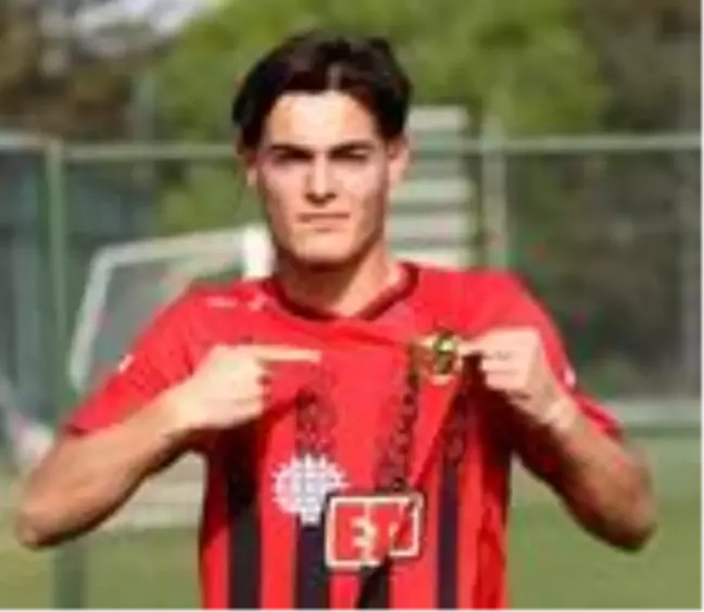 Son dakika haberi: Eskişehirspor'un 17 yaşındaki golcüsü Metehan Altunbaş, LASK ile anlaştı