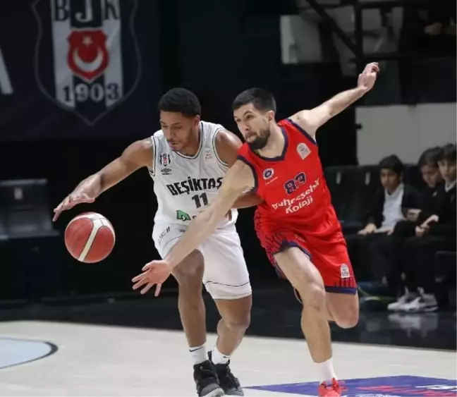Beşiktaş, Bahçeşehir Koleji'ni mağlup ederek yarı finale yükseldi